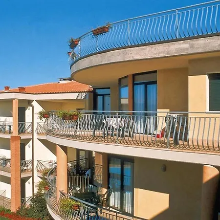 Nettuno, Peschiera